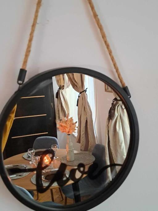 Sofia'S Home Comfy Studio In The Old Town Brasov Bagian luar foto